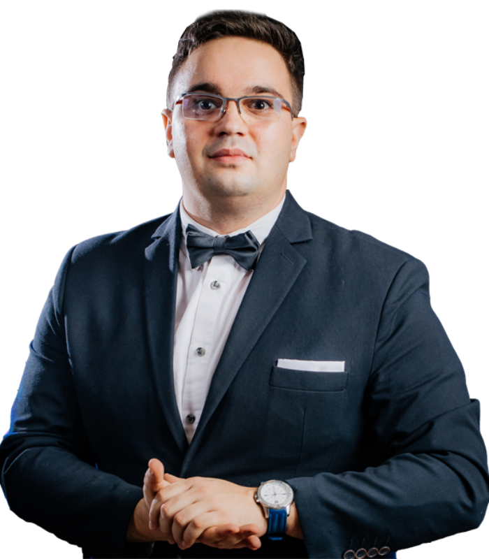 http://livent.pl/wp-content/uploads/2020/07/lukasz_600x700-700x800.png